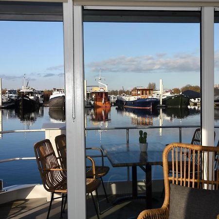 Villa Tiny Floating House Ibiza Maastricht Exterior foto