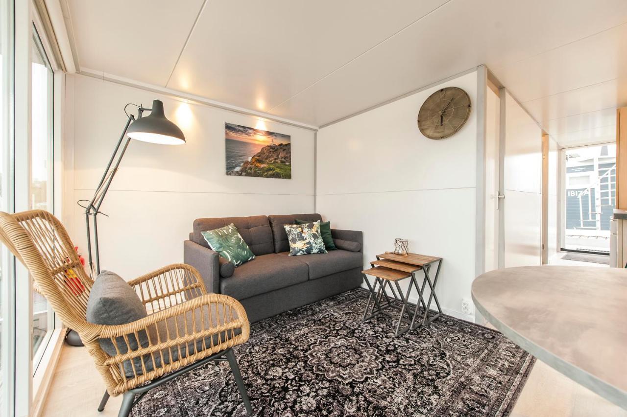 Villa Tiny Floating House Ibiza Maastricht Exterior foto